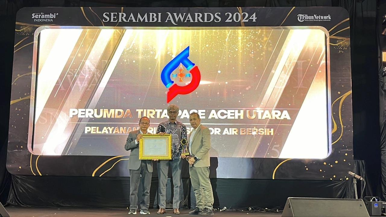 Perumda Tirta Pase Terima Anugerah Serambi Award 2024